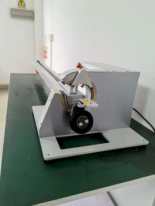 Taping-wrapping-machine-with-pull-wire-WPM-303K2